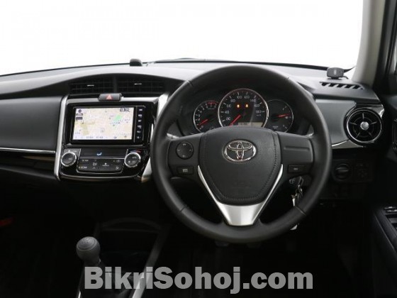 toyota axio 2015