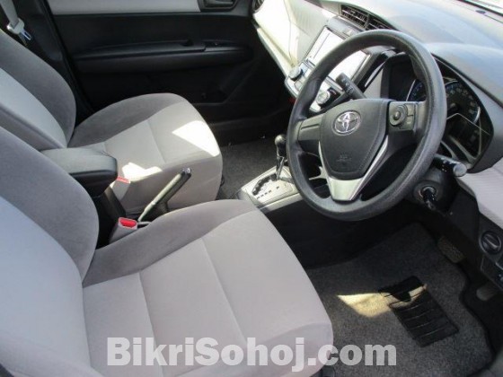 TOYOTA AXIO X HYBRID SILVER 2014