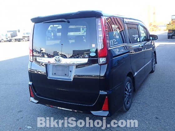 TOYOTA NOAH SI NON-HYBRID BLACK 2014