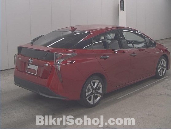 TOYOTA PRIUS 2016