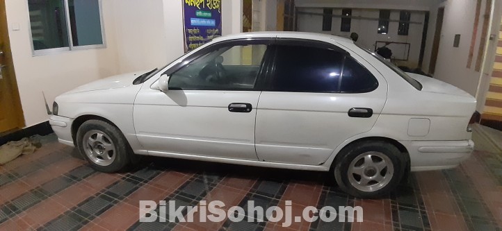 nissan sunny 2002