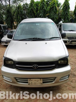 Toyota Noah KR42