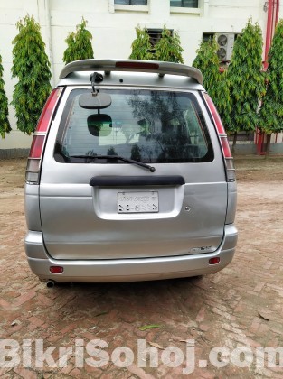 Toyota Noah KR42