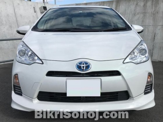 TOYOTA AQUA S (PUSH) PEARL 2014