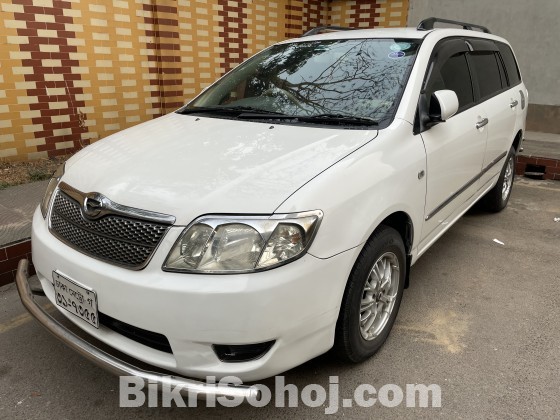 Toyota X Fielder 2005