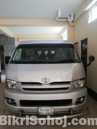 Toyota Hiace Super GL