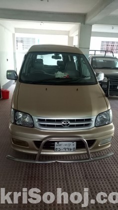 Toyota Noha 2002