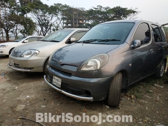 Toyota Funcargo 2001 Silver Color