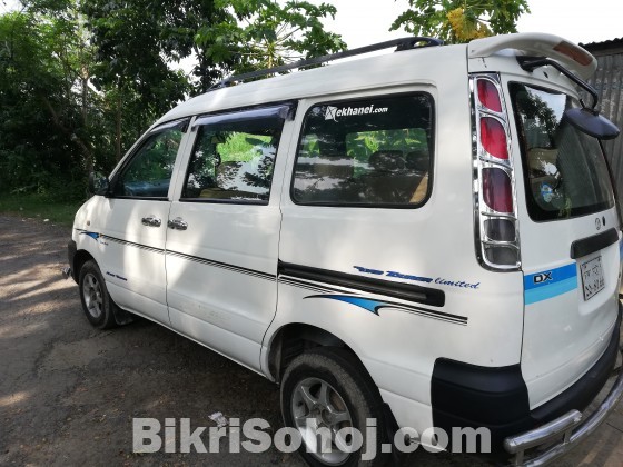 Toyota noah kr42 dx