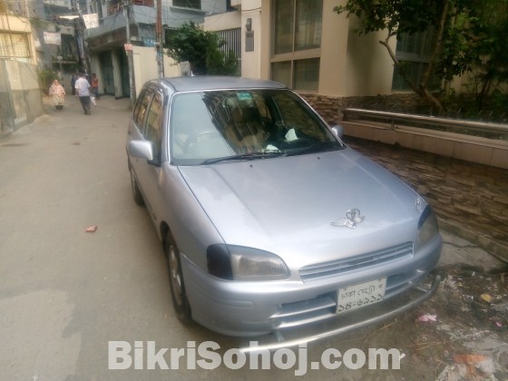 Toyota starlet reflect 1997