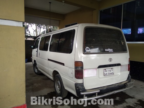 Toyota Hiace