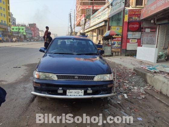 Toyota saloon corolla