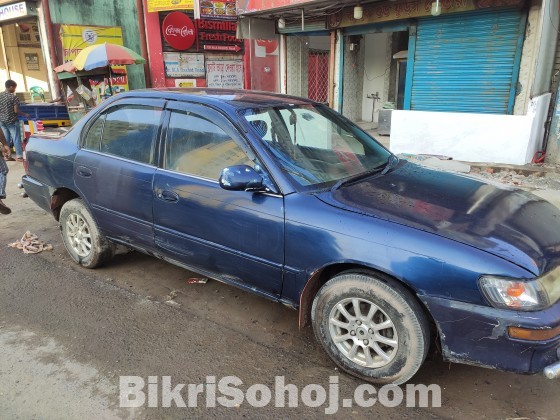 Toyota saloon corolla