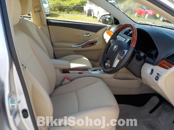 TOYOTA PREMIO FL BEIGE INT SILVER 2014