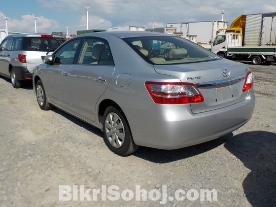 TOYOTA PREMIO FL BEIGE INT SILVER 2014