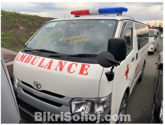 Toyota Hiace AMBULANCE