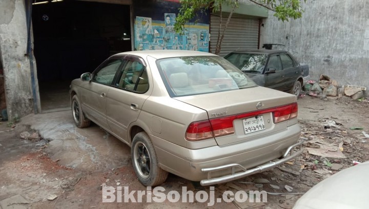 Nissan SunnY 2004 Model