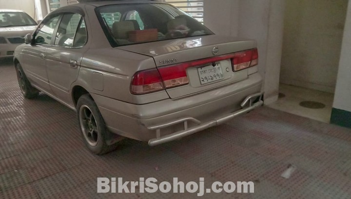 Nissan SunnY 2004 Model