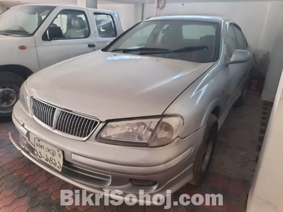 Nissan Sunny 2003