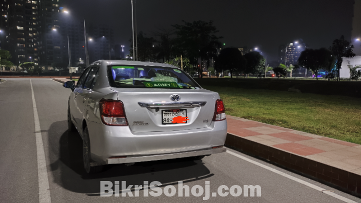 Toyota Axio Hybrid 2015