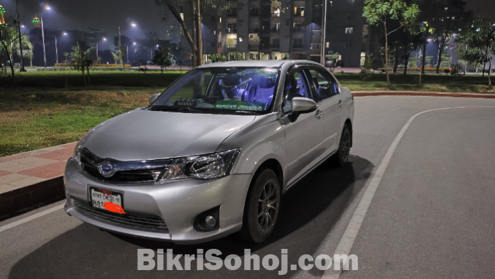 Toyota Axio Hybrid 2015