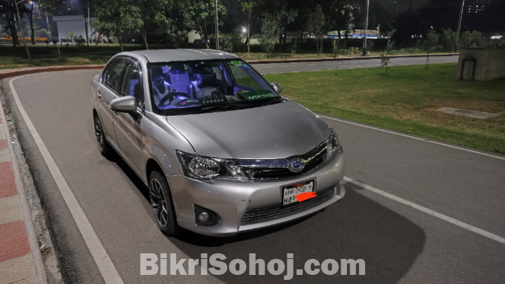 Toyota Axio Hybrid 2015