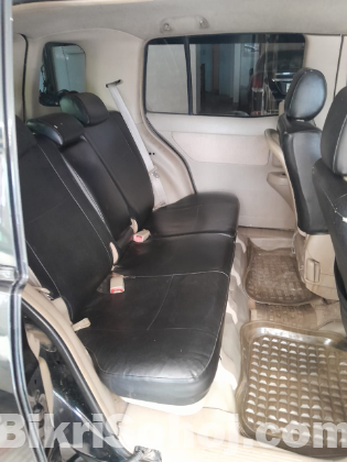 Toyota Raum, 1496 cc, model 2004, registration 2008.