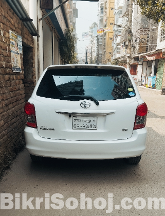 Toyota axio fielder