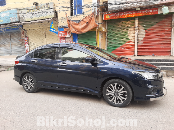 Honda Grace - EX package