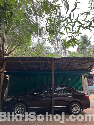 Toyota premio