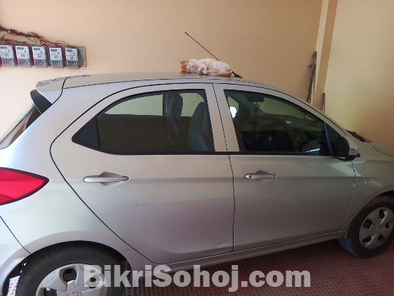 TATA Tiago xta 2018