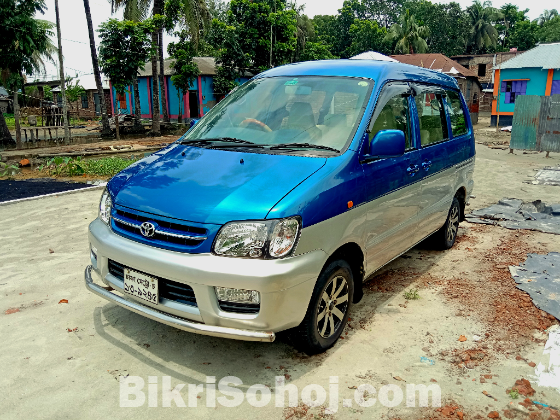 Toyota Noah Kr42