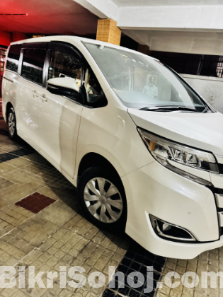 2020 Toyota Noah