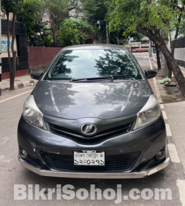Toyota Vitz 2011