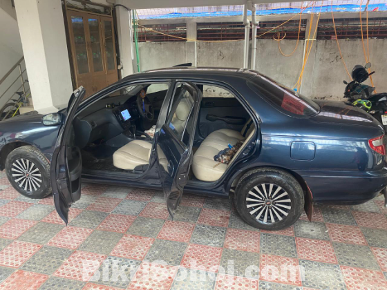 Toyota carina