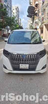 TOYOTA ESQUIRE GI PREMIUM 2017