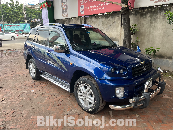 RAV4