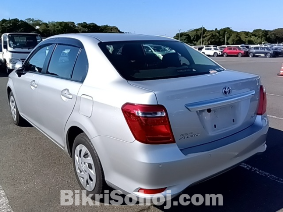 Toyota Axio Hybrid EX 2020