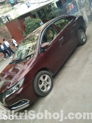 এলিয়ে গাড়ি
