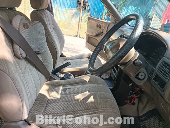 Nissan sunny 1992