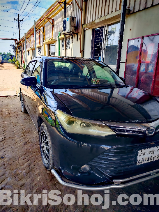 Toyota Axio 2015