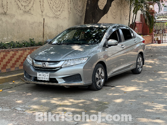 Honda Grace 2015