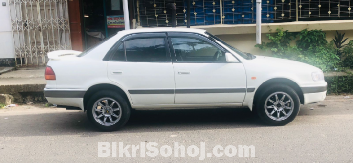 Toyota Corolla 111