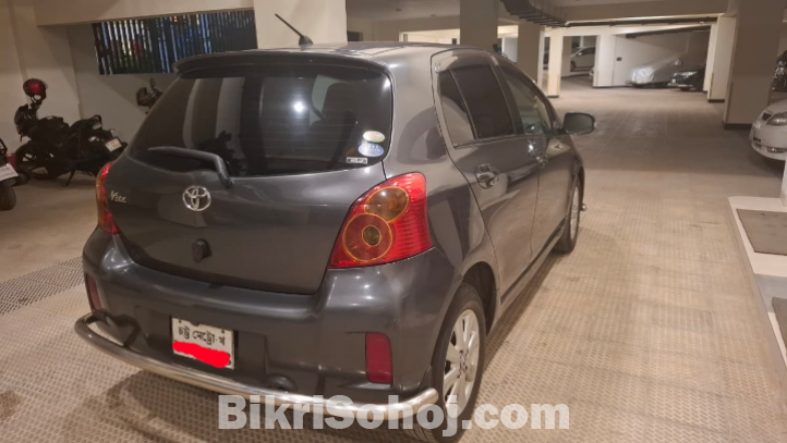 Toyota Vitz 2010 G Push Smart Package