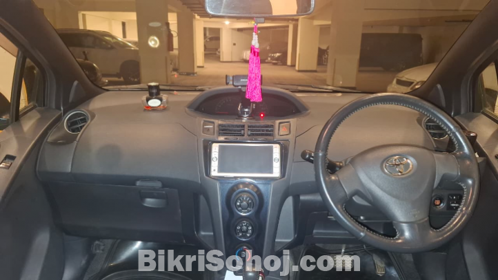 Toyota Vitz 2010 G Push Smart Package