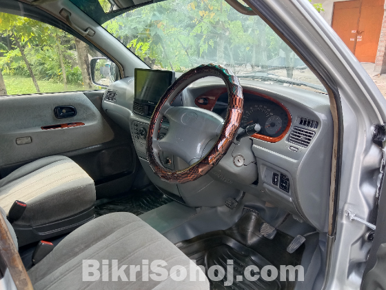 Toyota Noah Super Star Limo