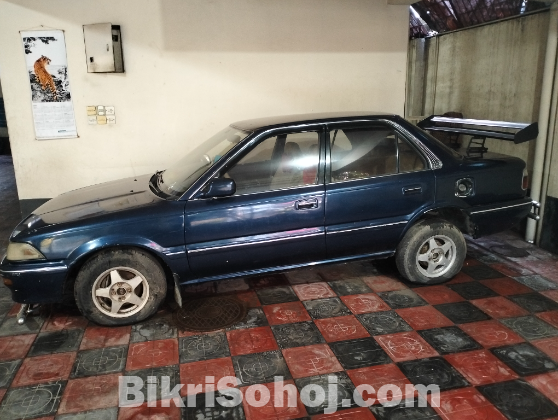 Toyota saloon 90
