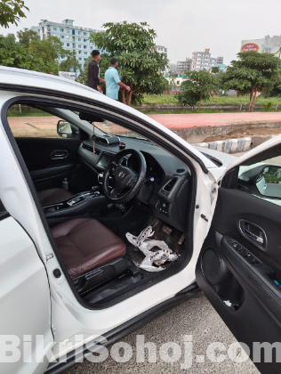 Honda Vezel Hybrid Z(Package) 2014