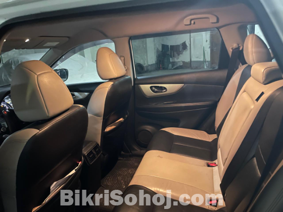 Nissan Hardbody Truck 2016