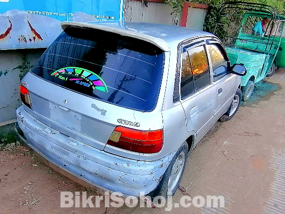 বগুড়ায় একটি স্টারলেট গাড়ি বিক্রি হবে